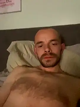 Snapshot of wyattstone chatting on 09/26/25, 12:58 wyattstone online show from 09/26/25, 12:58