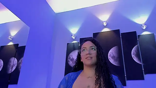 tatii moon online show from 02/13/25, 09:51