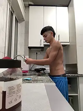 Snapshot of xelpapix chatting on 01/22/25, 07:03 xelpapix online show from 01/22/25, 07:03