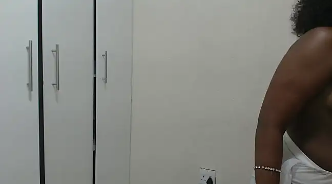 Spicey-CheekssX online show from 01/27/25, 08:39