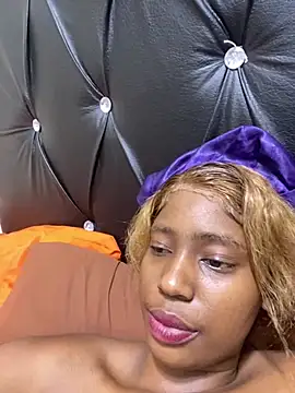 Spicey-CheekssX online show from 01/29/25, 02:19