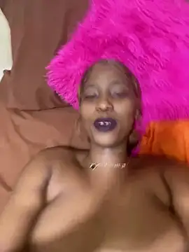 Spicey-CheekssX online show from 01/29/25, 11:35