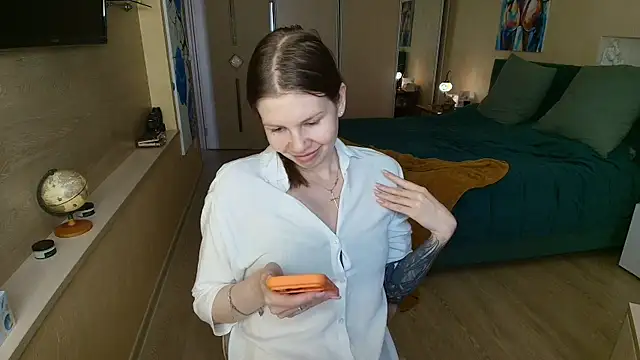 ReginaSparkle online show from 05/21/26, 07:04
