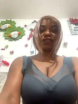 SaraYedid17 online show from 10/19/25, 03:34