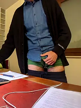 AvvocatoPorco online show from 01/20/25, 06:43