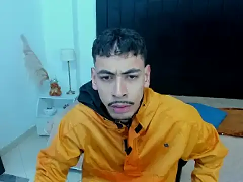 Snapshot of brad_usma chatting on 02/22/25, 03:45 brad usma online show from 02/22/25, 03:45