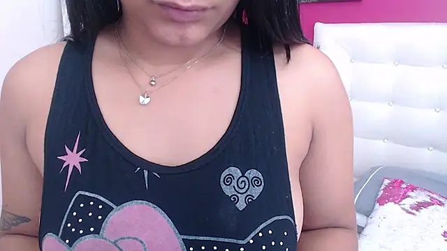 tinyy whore18 online show from 01/24/25, 02:51