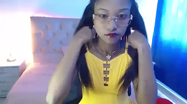 LITTLEDOLLHOT online show from 01/31/25, 06:03