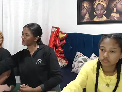 LITTLEDOLLHOT online show from 02/28/25, 11:03