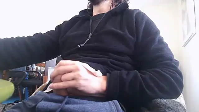 Snapshot of Prolapse_Pig chatting on 11/29/25, 01:25 Prolapse Pig online show from 11/29/25, 01:25