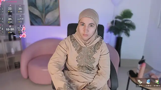 Snapshot of Ayha_khalaf chatting on 09/22/25, 01:40 Ayha khalaf online show from 09/22/25, 01:40