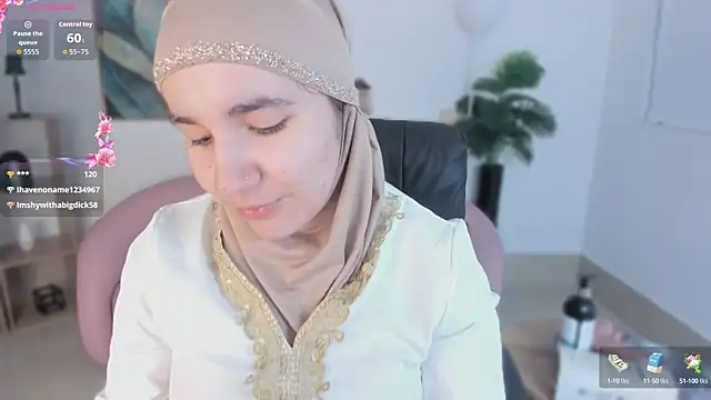 Snapshot of Ayha_khalaf chatting on 09/24/25, 01:53 Ayha khalaf online show from 09/24/25, 01:53