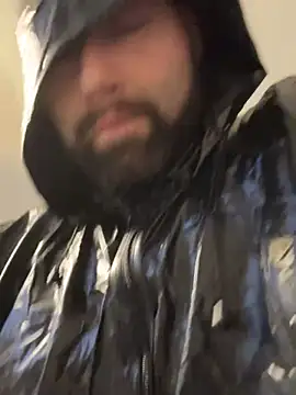 Snapshot of Dadbod4you chatting on 03/11/25, 03:16 Dadbod4you online show from 03/11/25, 03:16