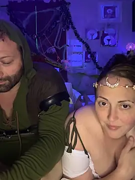 Snapshot of Dadbod4you chatting on 10/20/25, 04:57 Dadbod4you online show from 10/20/25, 04:57