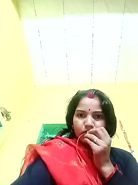 Snapshot of Bhuvi_Bedi chatting on 01/30/25, 06:13 Bhuvi Bedi online show from 01/30/25, 06:13