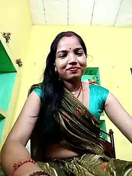 Snapshot of Bhuvi_Bedi chatting on 03/01/25, 02:34 Bhuvi Bedi online show from 03/01/25, 02:34