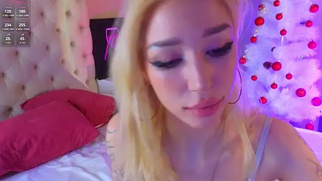 Snapshot of SallyCha chatting on 01/10/26, 06:48 SallyCha online show from 01/10/26, 06:48