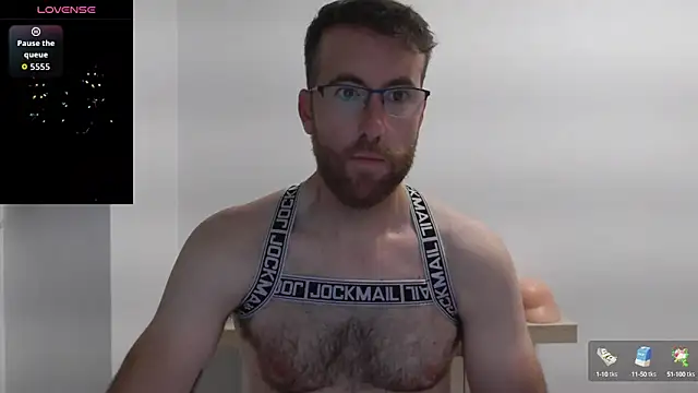 Snapshot of machohiberiko chatting on 10/13/25, 07:36 machohiberiko online show from 10/13/25, 07:36