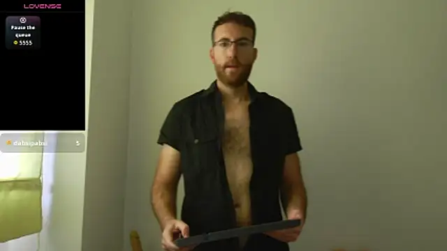 Snapshot of machohiberiko chatting on 11/16/25, 10:10 machohiberiko online show from 11/16/25, 10:10