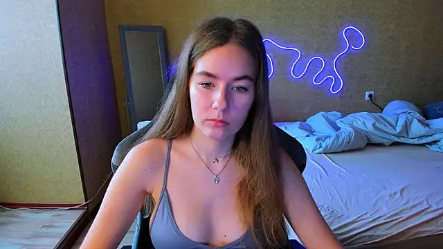 EmilyPaw online show from 05/27/26, 08:33