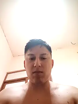 Snapshot of LuisMex1998 chatting on 02/03/26, 01:05 LuisMex1998 online show from 02/03/26, 01:05