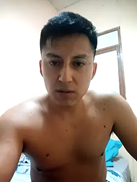 Snapshot of LuisMex1998 chatting on 02/22/26, 05:19 LuisMex1998 online show from 02/22/26, 05:19