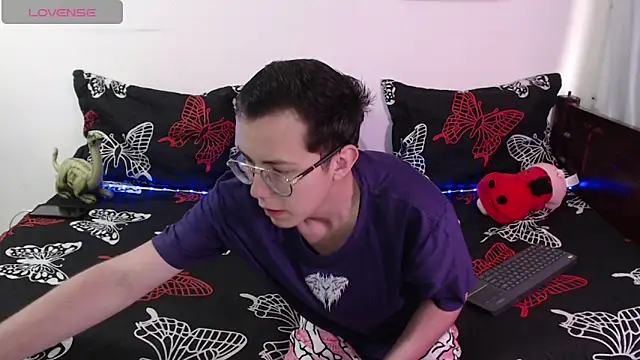 Tina 4 Charlie online show from 10/06/25, 12:46