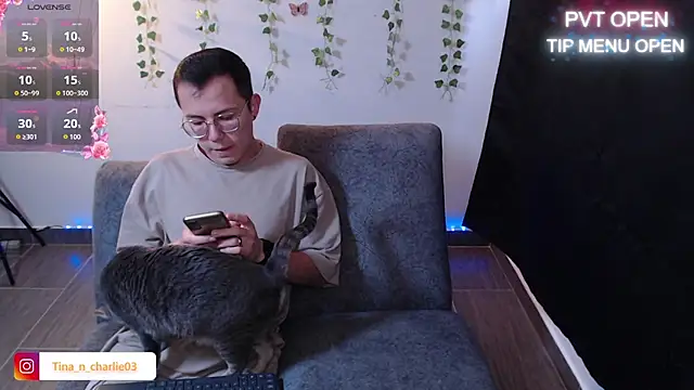 Tina 4 Charlie online show from 06/12/26, 03:22
