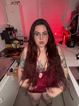 Snapshot of Cherrycherrymiss chatting on 05/05/26, 12:24 Cherrycherrymiss online show from 05/05/26, 12:24