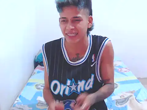 lu nastyboy18 online show from 02/05/25, 04:59