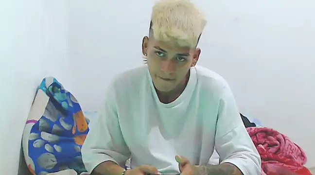 lu nastyboy18 online show from 02/23/25, 06:17
