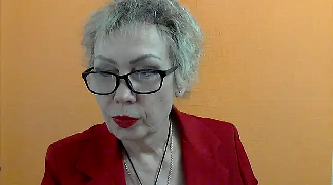 NessyJenixs online show from 02/18/25, 06:26