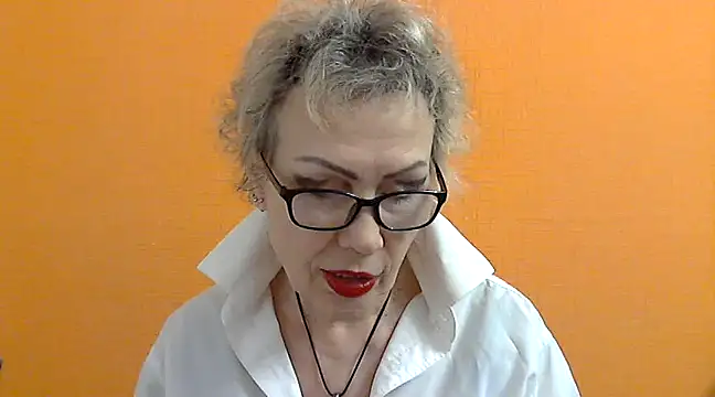 NessyJenixs online show from 03/05/25, 05:50