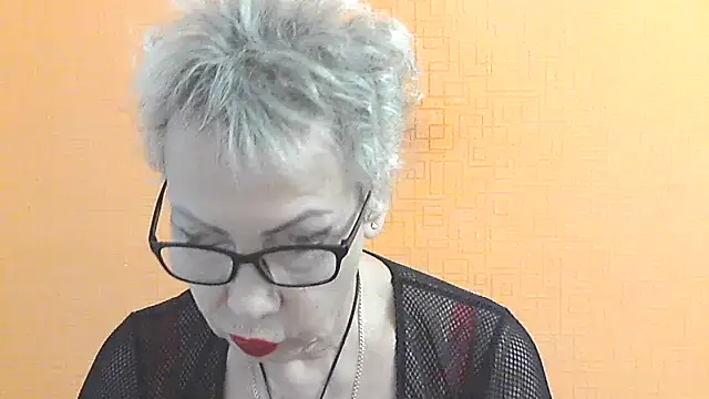 Snapshot of NessyJenixs chatting on 11/10/25, 07:40 NessyJenixs online show from 11/10/25, 07:40