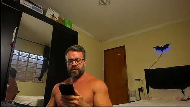 Snapshot of sexyflight chatting on 10/29/25, 04:42 sexyflight online show from 10/29/25, 04:42