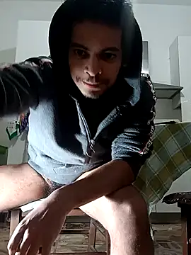 Snapshot of cingonduro chatting on 02/04/25, 08:06 cingonduro online show from 02/04/25, 08:06