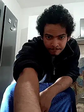 Snapshot of cingonduro chatting on 03/06/25, 12:19 cingonduro online show from 03/06/25, 12:19