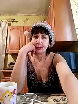 Laura Kiss online show from 01/01/25, 09:49