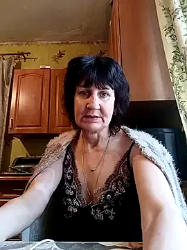 Laura Kiss online show from 01/07/25, 10:54