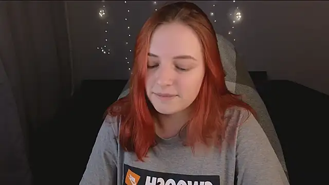 Snapshot of Hanna_melon chatting on 11/15/25, 07:32 Hanna melon online show from 11/15/25, 07:32