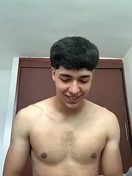 Snapshot of max_ryderr chatting on 01/24/25, 03:02 max ryderr online show from 01/24/25, 03:02