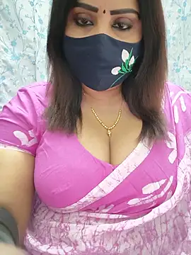 Queenflowerr online show from 06/09/26, 08:09