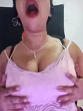 Sexy-Monikaa online show from 03/06/25, 07:36