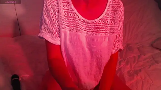 Snapshot of sweetchani666 chatting on 10/08/25, 07:39 sweetchani666 online show from 10/08/25, 07:39