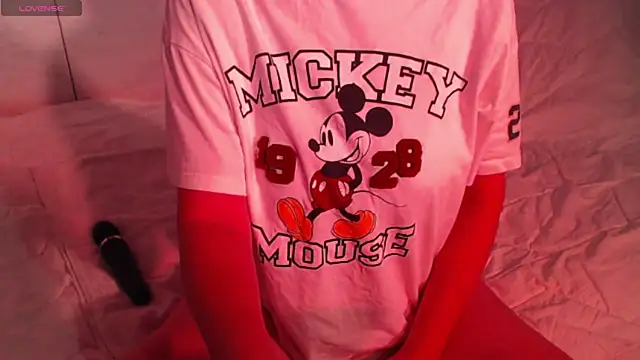 Snapshot of sweetchani666 chatting on 10/10/25, 02:27 sweetchani666 online show from 10/10/25, 02:27