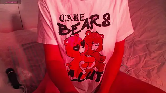 Snapshot of sweetchani666 chatting on 10/11/25, 06:12 sweetchani666 online show from 10/11/25, 06:12