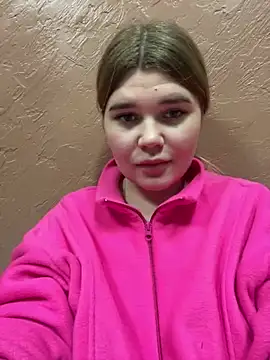 Snapshot of ella_zzz chatting on 02/02/25, 04:11 ella zzz online show from 02/02/25, 04:11