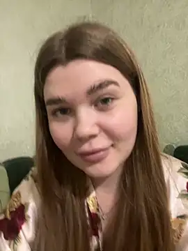 Snapshot of ella_zzz chatting on 03/06/25, 04:28 ella zzz online show from 03/06/25, 04:28