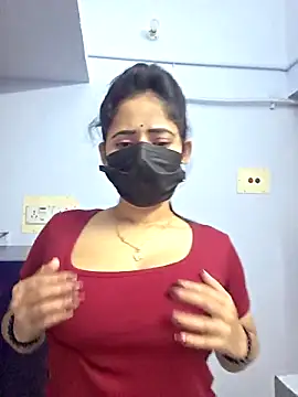 Snapshot of Hot_honey77 chatting on 10/09/25, 05:33 Hot honey77 online show from 10/09/25, 05:33