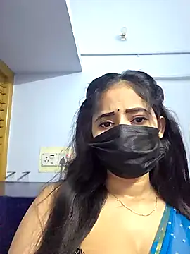 Snapshot of Hot_honey77 chatting on 10/16/25, 05:36 Hot honey77 online show from 10/16/25, 05:36